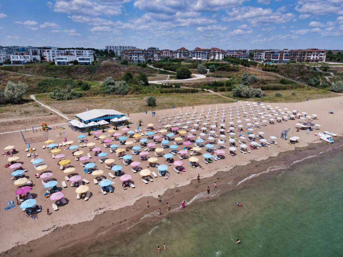Burgas Beach Resort 2 Apartments Extérieur photo